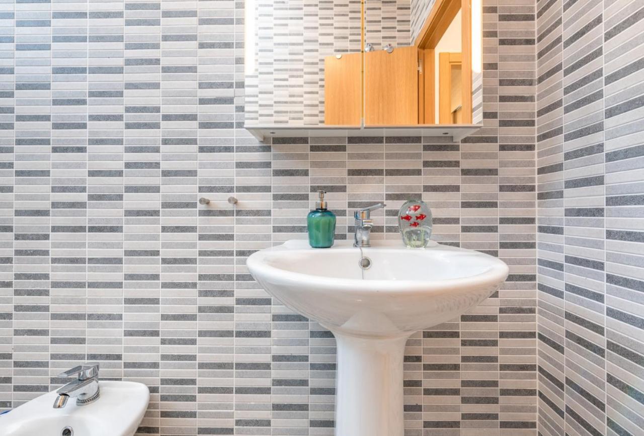 Jinetes Penthouse In By Solaga Homes Appartamento *